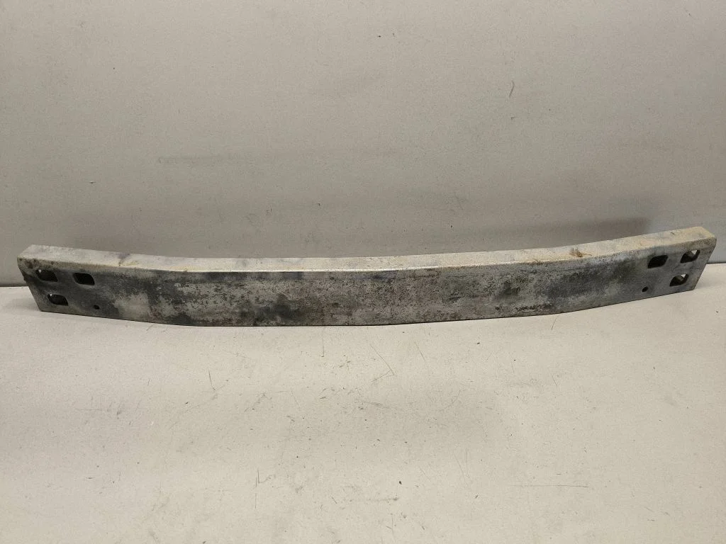 Rear bumper support beam 6410C068