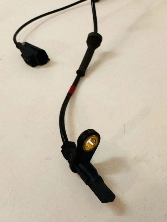 ABS rear brake sensor – Land Rover Evoque I (2011-2018)