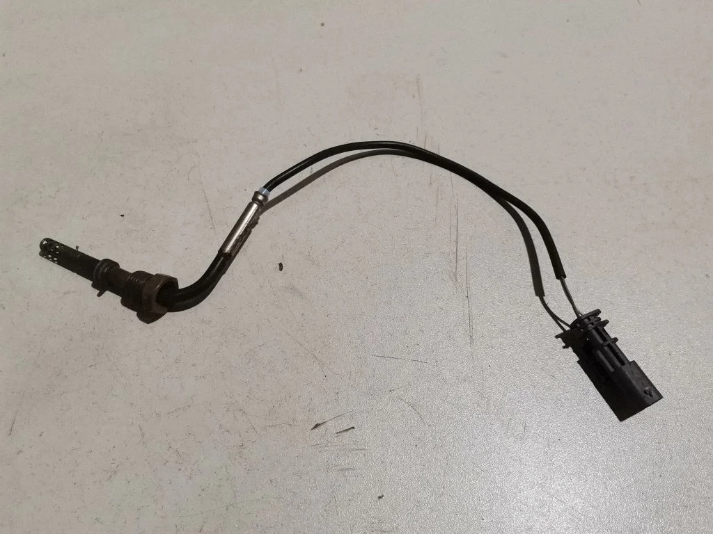 Exhaust gas temperature sensor 31430937