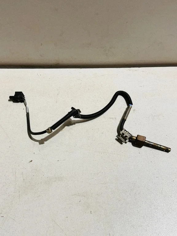 Exhaust gas temperature sensor A0009056804