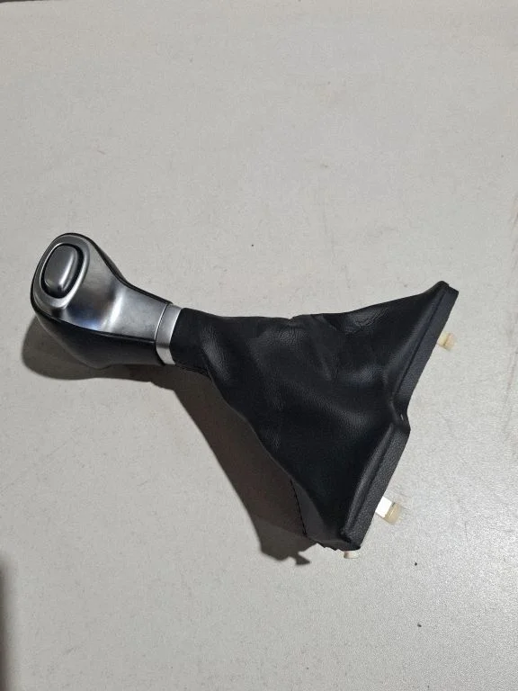 Gear lever shifter trim leather/knob