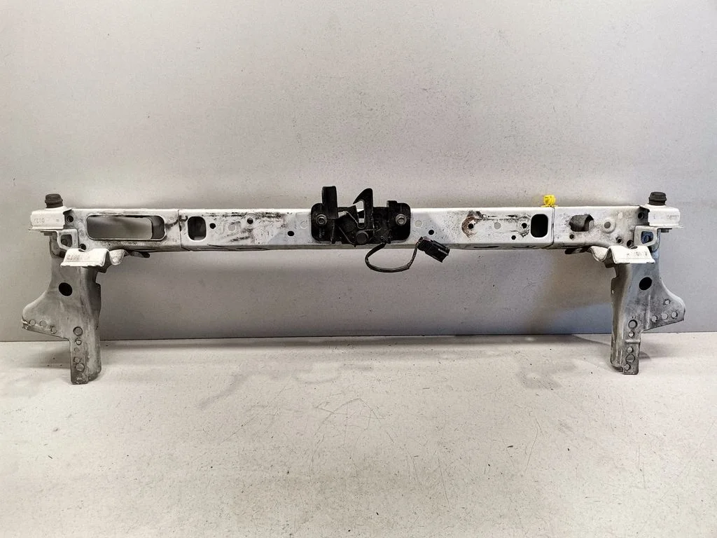 Top upper radiator support slam panel 13354567
