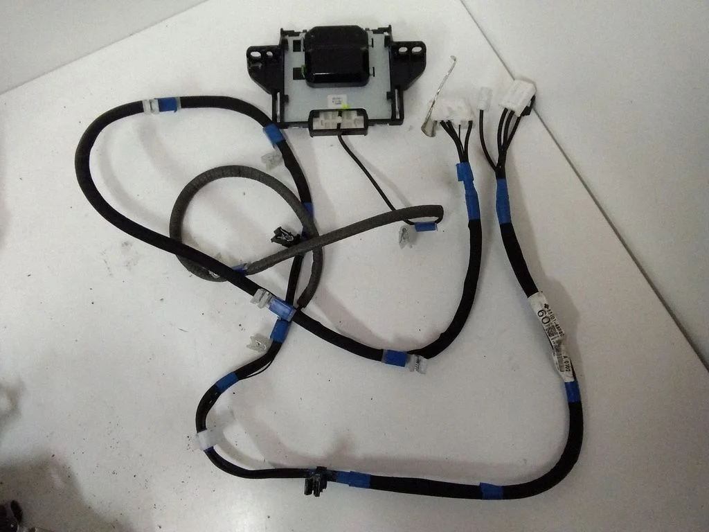 Antena (GPS) – Lexus RX 450H (2016-)