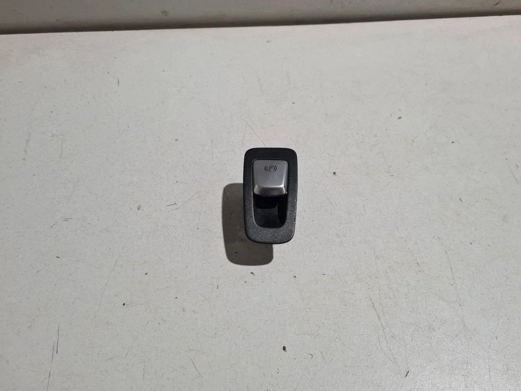 Käsipiduri lüliti A2059056603