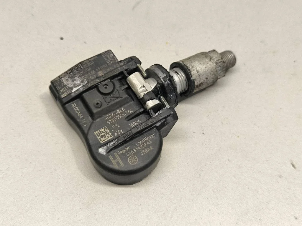 Tire pressure sensor GX631A159AA
