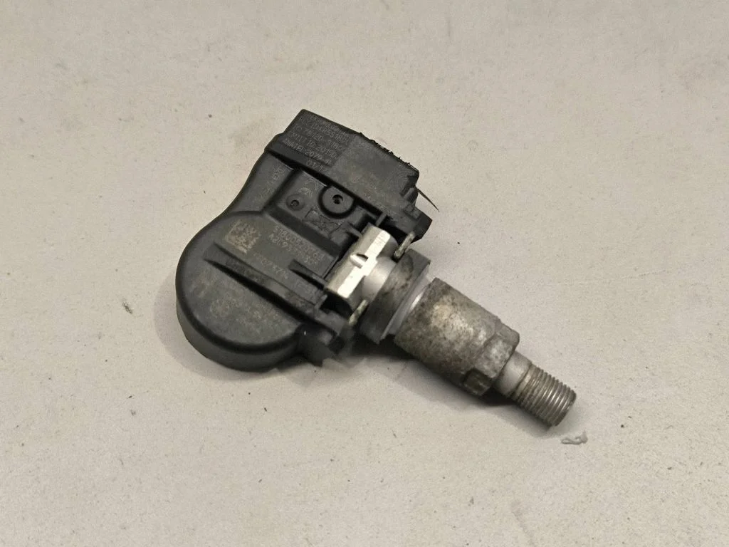 Tire pressure sensor GX631A159AA