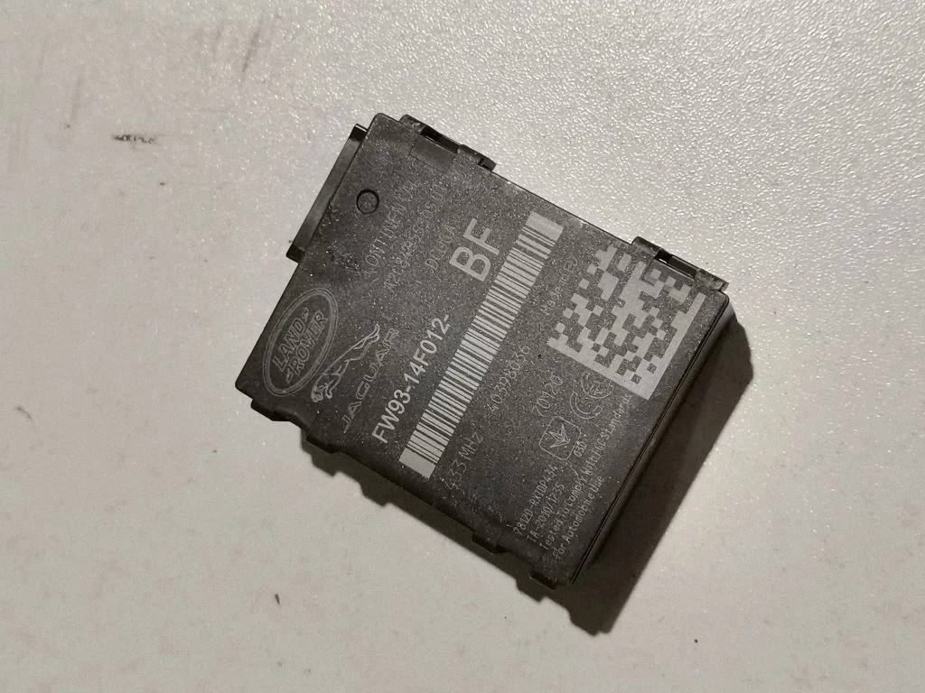 Tire pressure sensor – Land Rover Evoque I (2011-2018)