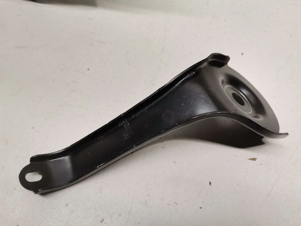 Other rear suspension part
