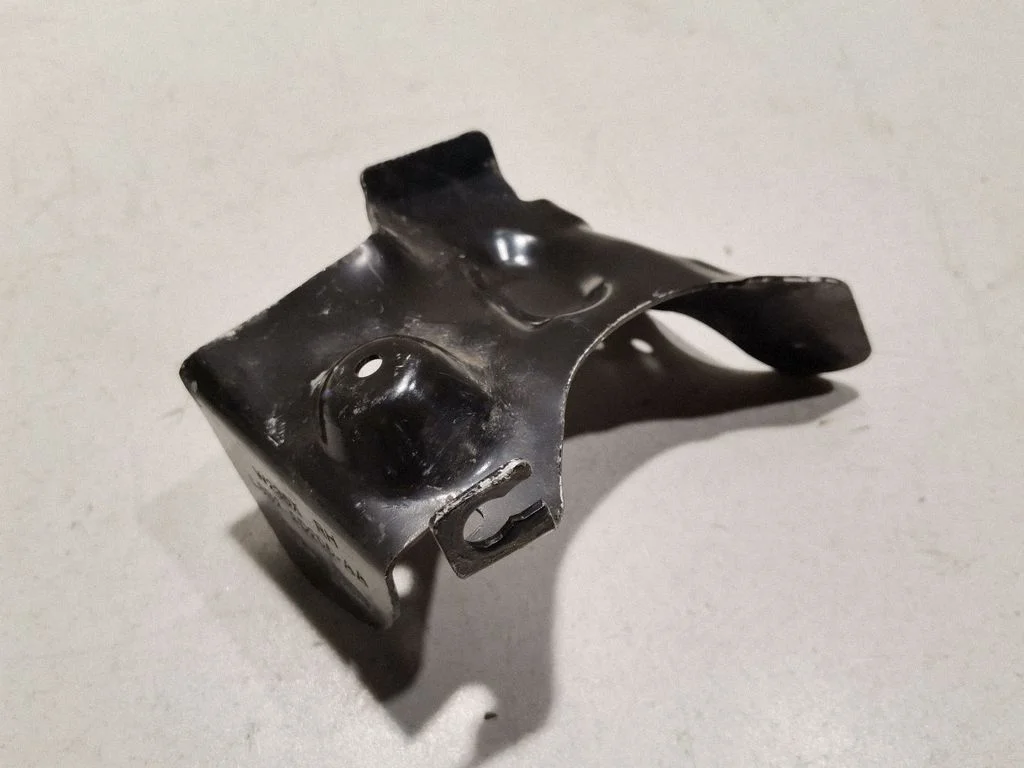 Other rear suspension part L8B22D206AA