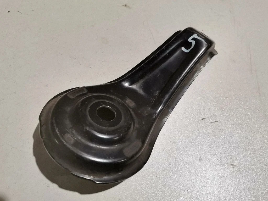 Muu tagavedrustuse varuosa 5227448010