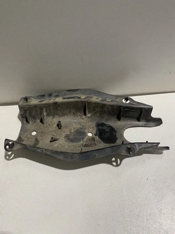 Other rear suspension part – Mercedes-Benz C-Class W205 (2014-2021)