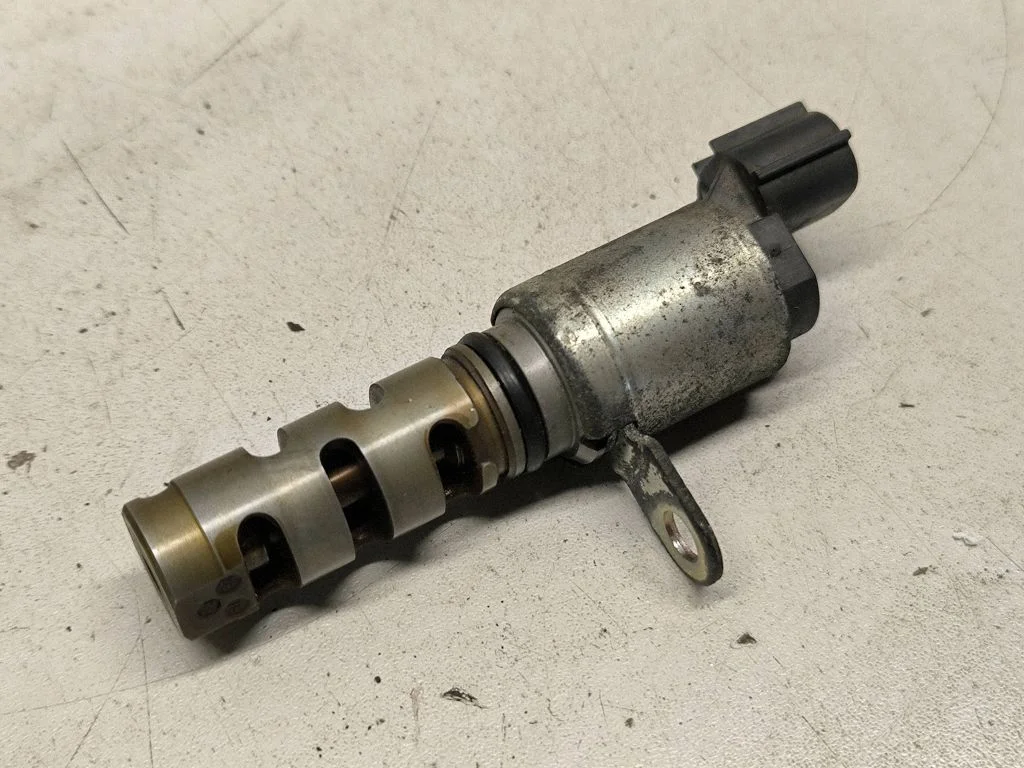 Camshaft vanos timing valve A109542023