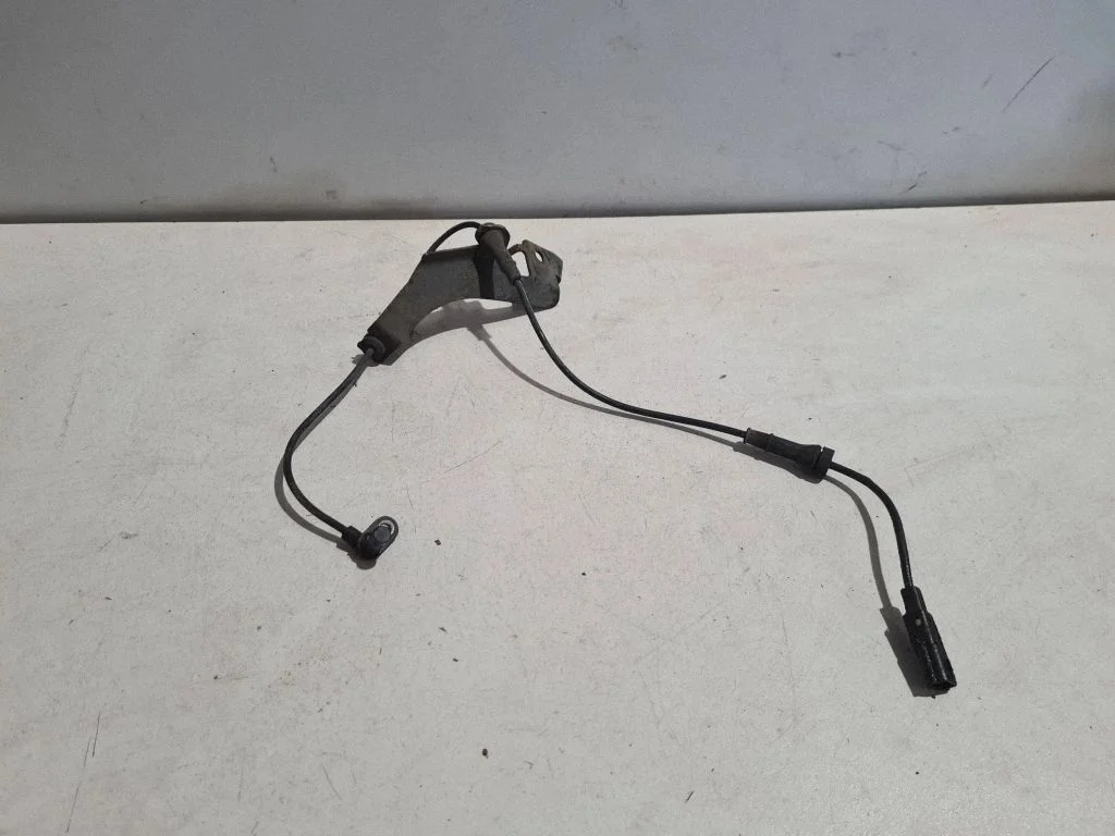 Aizmugurējā ABS sensora vads (instalācija) 479105XA0A6472