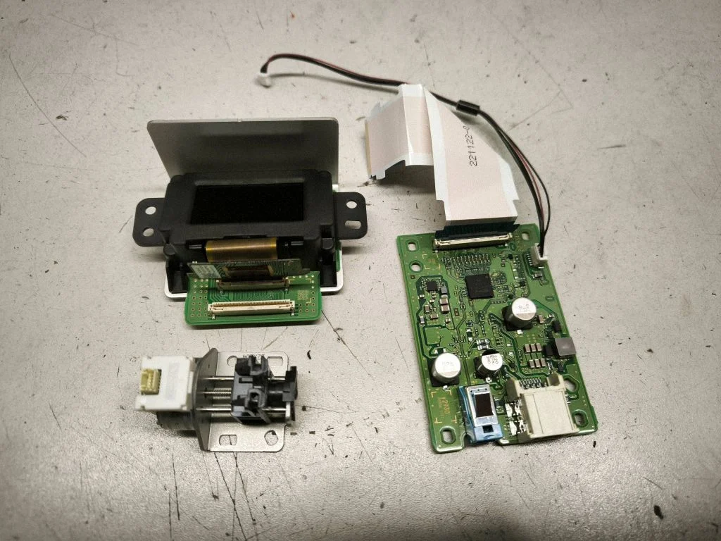 Head up display screen – Lexus RX 450H (2016-)