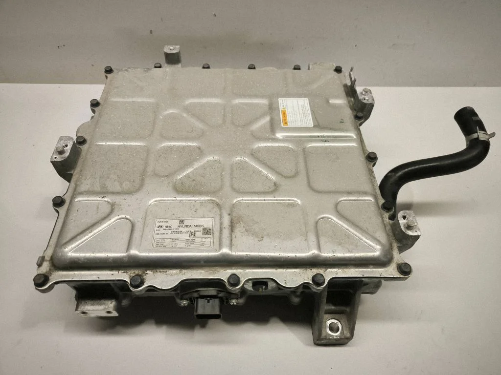 Voltage converter inverter – Hyundai Ioniq (2016-)
