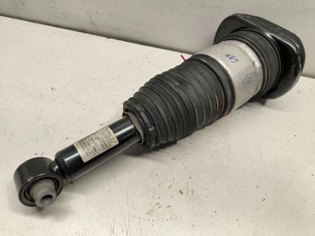 Shock absorber/damper/air suspension – BMW 5 Series G30 G31 G38 (2016-)