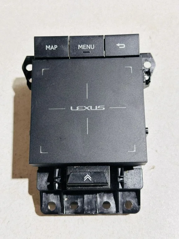 Head unit multimedia control 8478076170