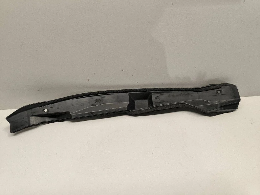 Fender end trim 5388248070