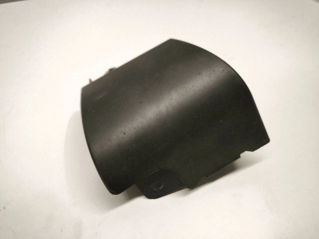 Fender end trim 7690248020