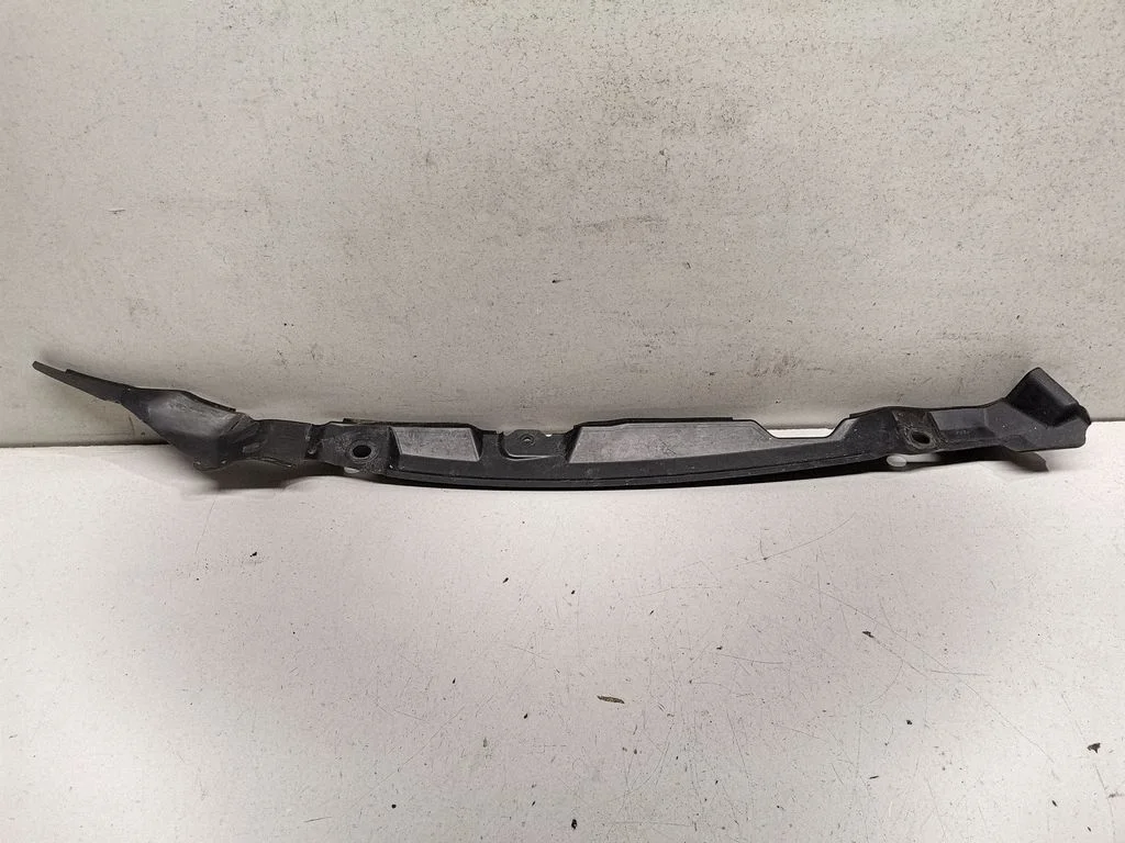 Fender end trim – Mitsubishi Outlander (2013-2021)
