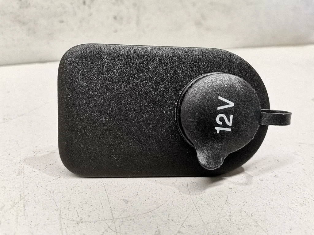 12 V lizdas (gale)