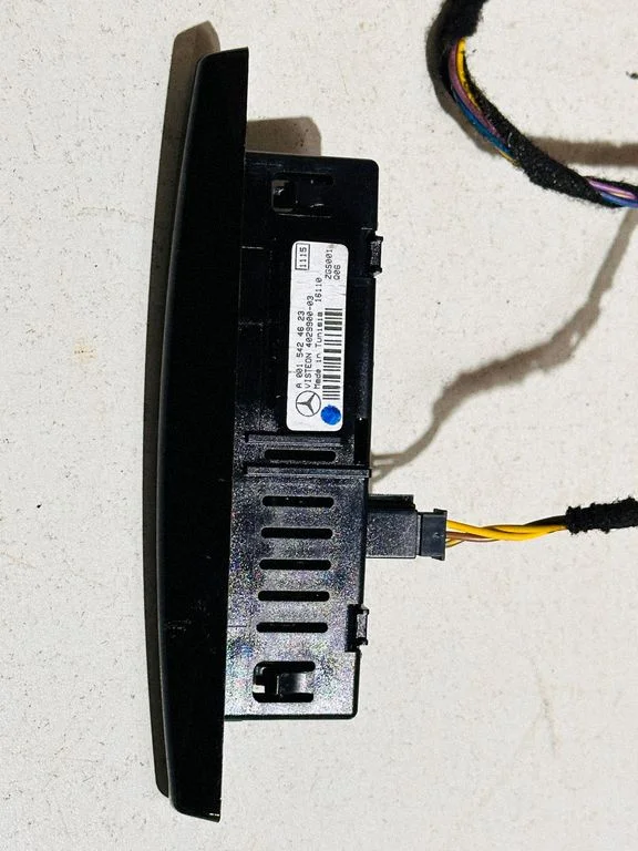 Parking PDC sensor display screen – Mercedes-Benz CLS-Class C218 X218 (2011-2017)