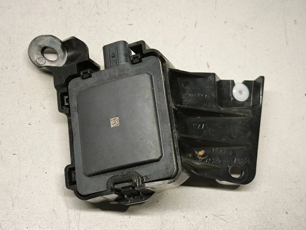 Blind spot module – Lexus RX 450H (2016-)