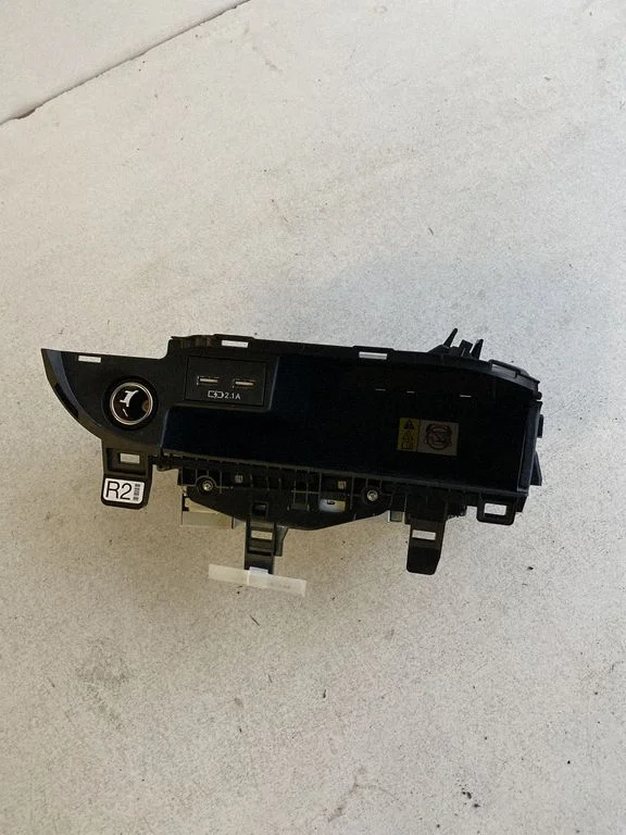 Wireless charging module – Lexus RX 450H (2016-)