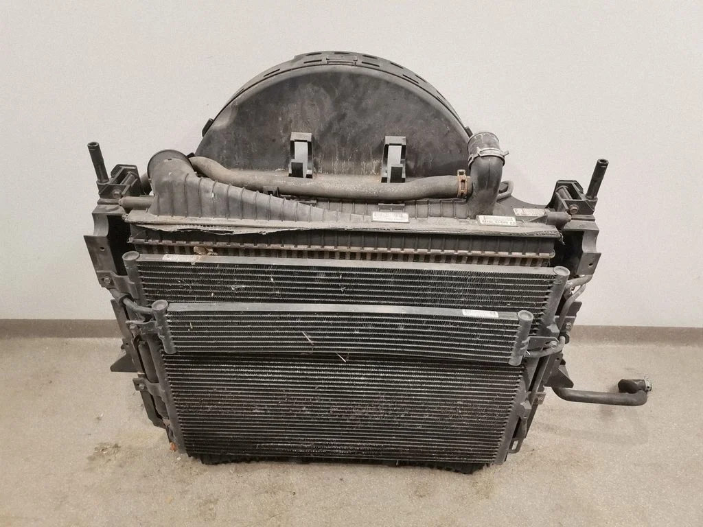 Radiaatorite komplekt AH329L440AB