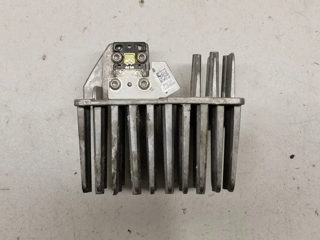 LED ballast control module – Mercedes-Benz C-Class W205 (2014-2021)