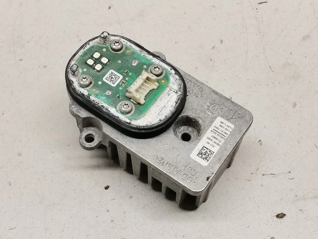 LED ballast control module – Mercedes-Benz C-Class W205 (2014-2021)