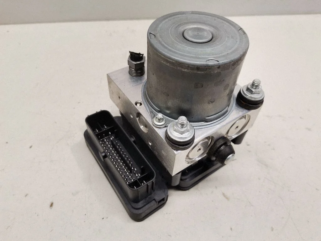 ABS block – Jaguar XE (2015-)