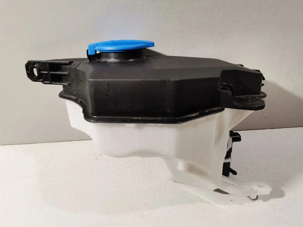 Windshield washer fluid reservoir/tank 98610GI000
