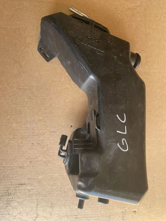 Windshield washer fluid reservoir/tank – Mercedes-Benz GLC-Class C253 (2016-)