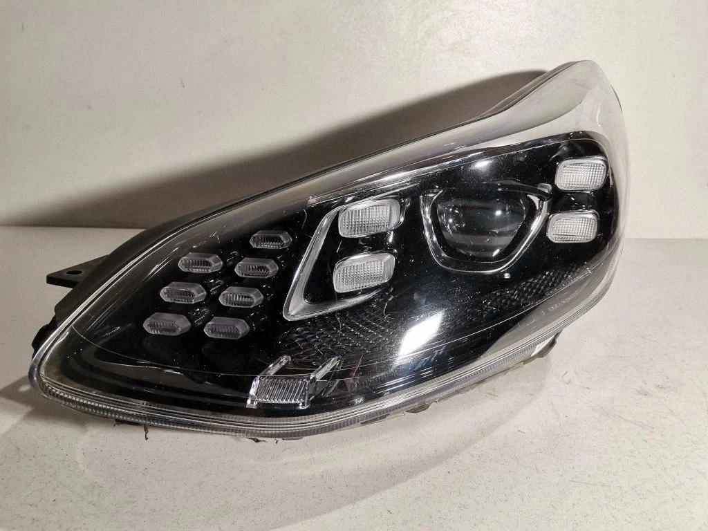 Headlight/headlamp 92101F1510