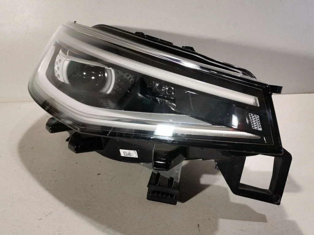 Priekšējais lukturis – Volkswagen ID.4 (2020-)