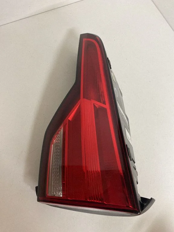 Tailgate rear/tail lights 8W9945076A