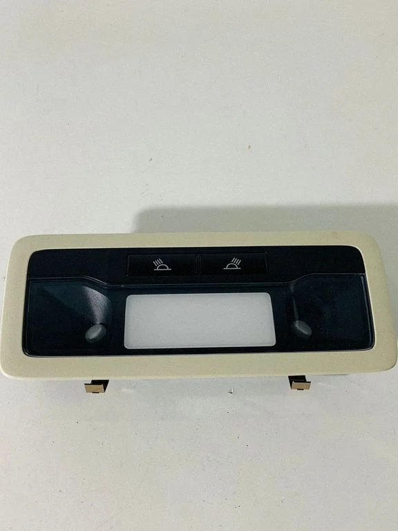 Front seat light – Lexus RX 450H (2016-)