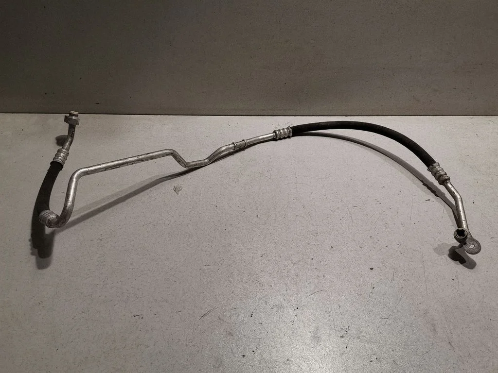 Air conditioning (A/C) pipe/hose 9252990