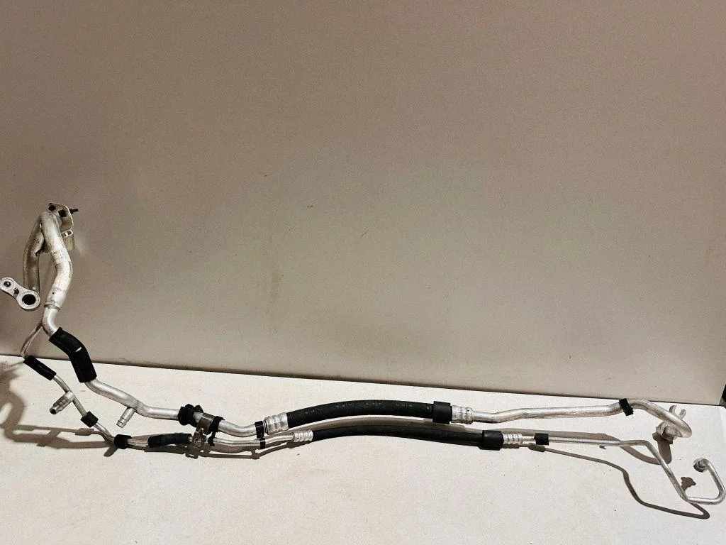 Air conditioning (A/C) pipe/hose A2138307602