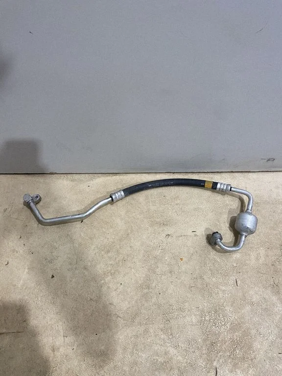 Air conditioning (A/C) pipe/hose – Lexus UX (2018-)