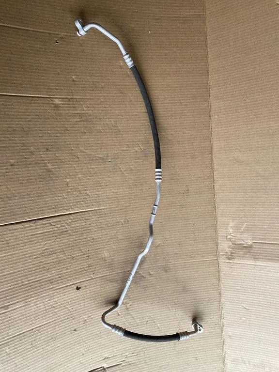 Air conditioning (A/C) pipe/hose 9252990