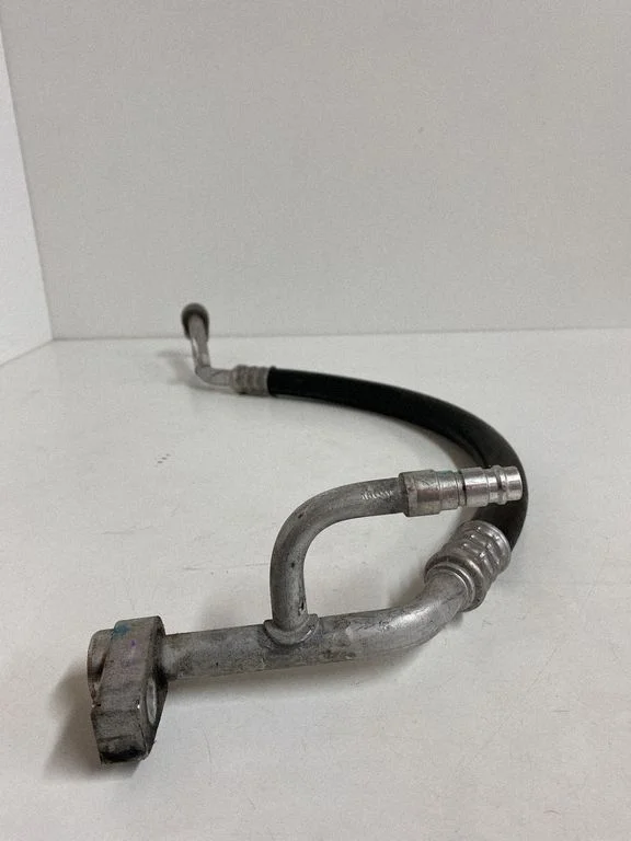 Air conditioning (A/C) pipe/hose GR3B19N602