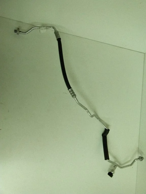 Air conditioning (A/C) pipe/hose HPLA19E932