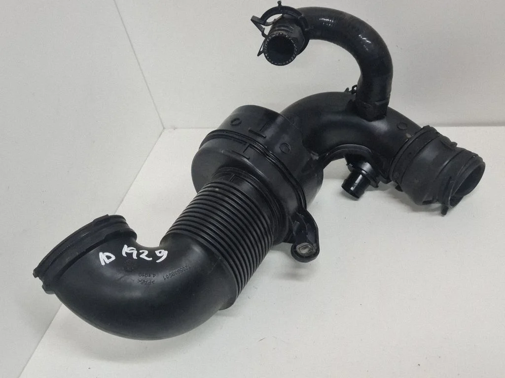Air conditioning (A/C) pipe/hose LK729C623AC