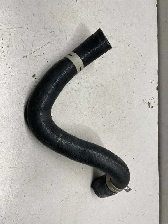Engine coolant pipe/hose – front