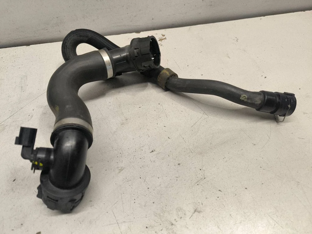 Engine coolant pipe/hose GJ328286BB