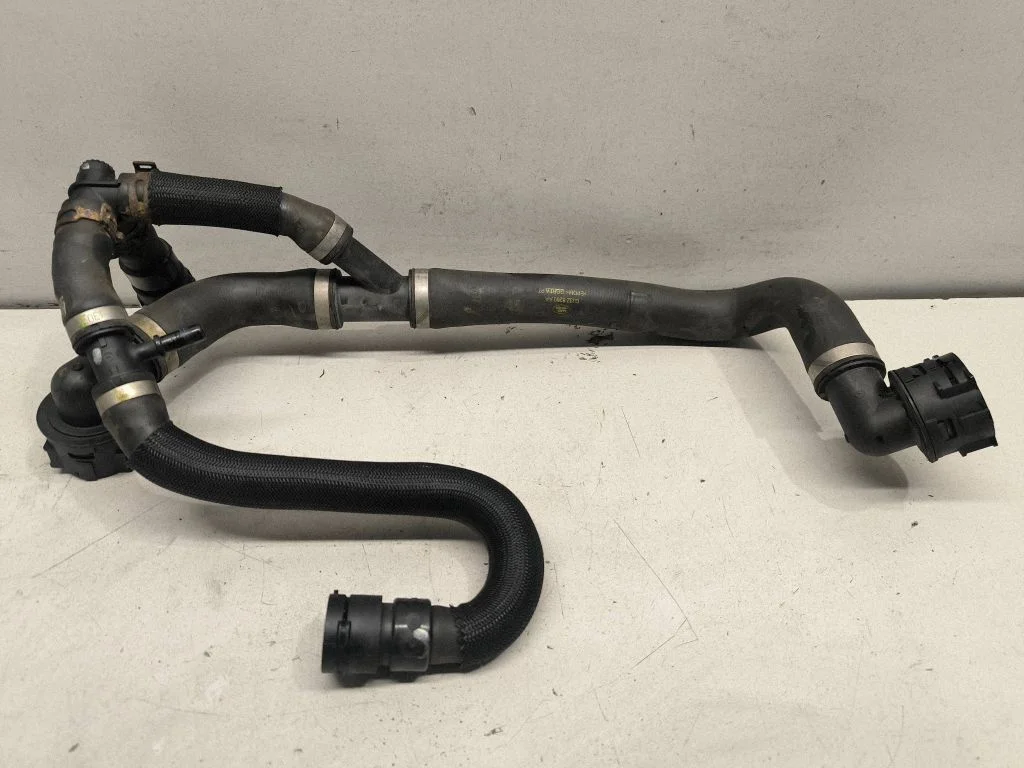 Engine coolant pipe/hose GJ328260AA