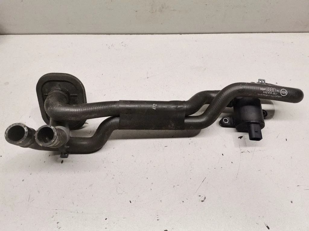 Engine coolant pipe/hose 8R2819350F
