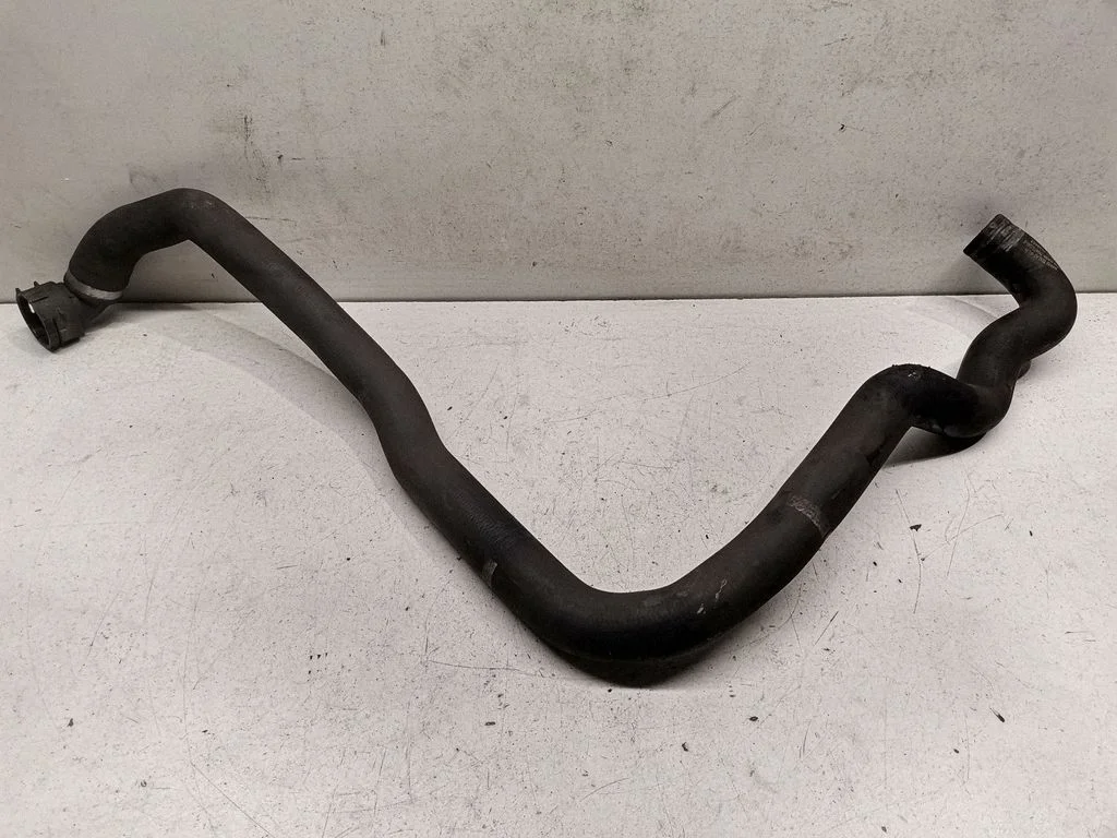 Engine coolant pipe/hose A6262030482